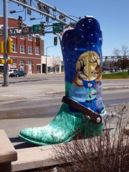 cheyenne-big-boots