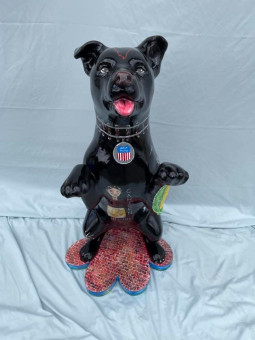 Finished Dog Sculpture 16- Paws on the Platte 2021