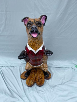 Finished Dog Sculpture 21- Paws on the Platte 2021